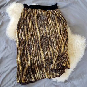 LuLaRoe Shimmery Gold Skirt - Size S - Metallic with Stretch